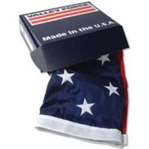 buy flags & patriotic decor at cheap rate in bulk. wholesale & retail holiday gifting items store.