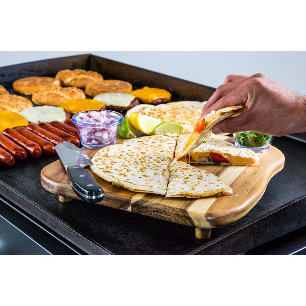 Blackstone 1755 Griddle Cutting Board, Brown