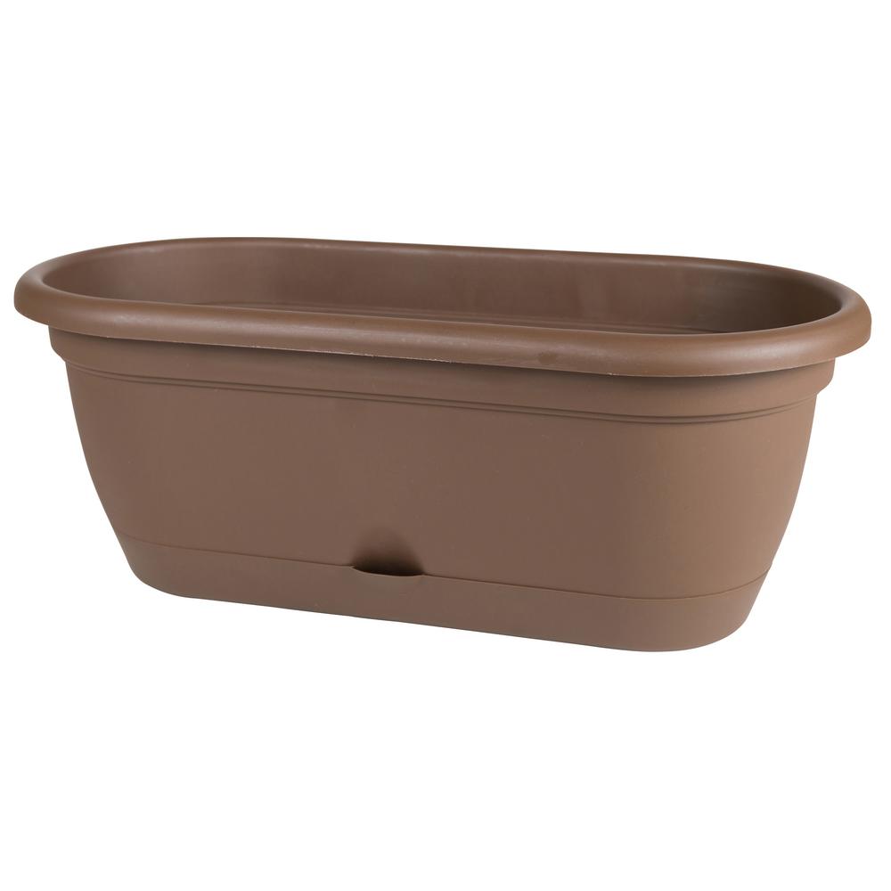 buy plant pots at cheap rate in bulk. wholesale & retail garden maintenance tools store.