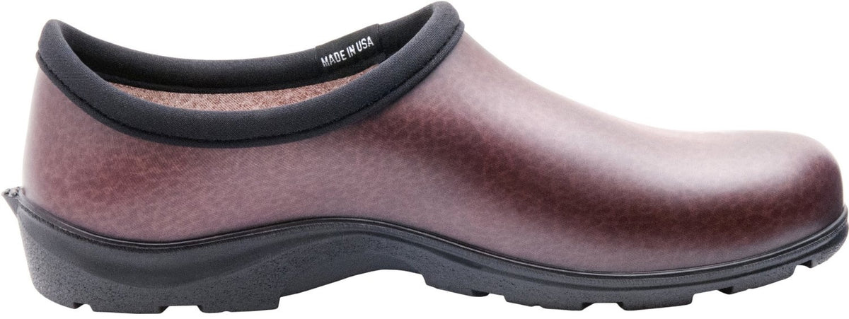 buy garden clogs at cheap rate in bulk. wholesale & retail lawn & plant protection items store.