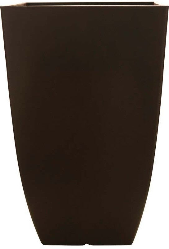 buy planters & pots at cheap rate in bulk. wholesale & retail landscape supplies & farm fencing store.